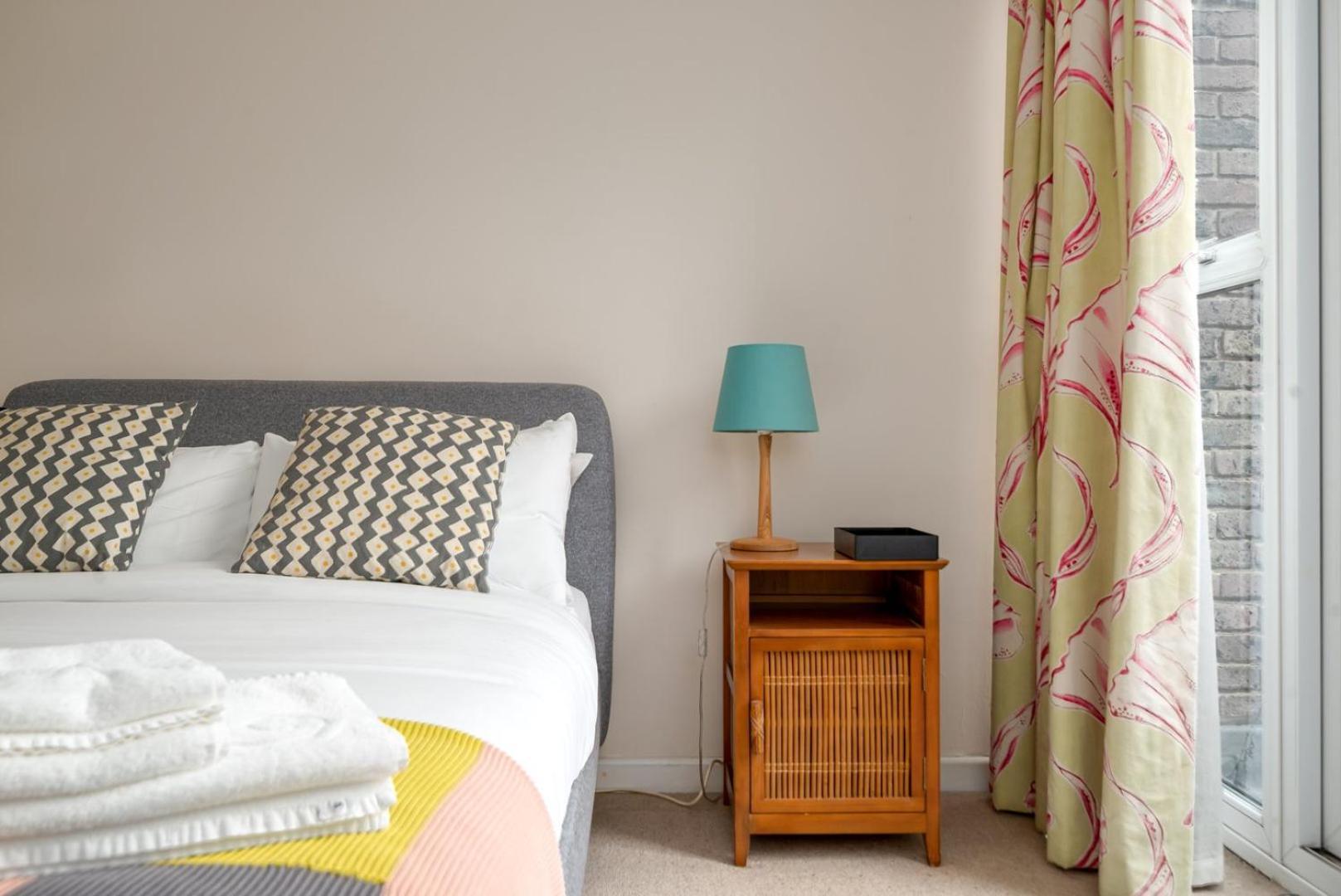 Guestready - Lovely Duplex With Patio In Southbank Appartement Londen Buitenkant foto